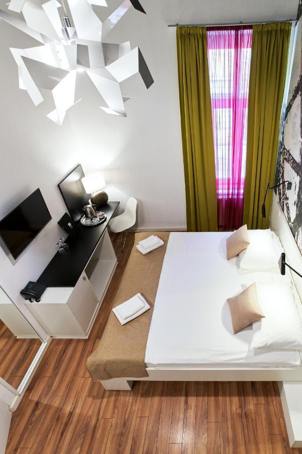 Art Hotel Like Загреб Екстериор снимка