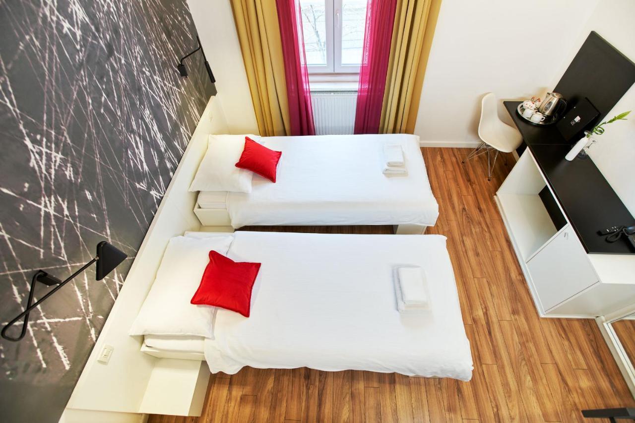 Art Hotel Like Загреб Екстериор снимка